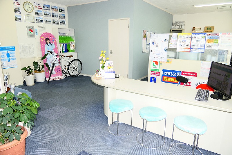 店内(カウンター)