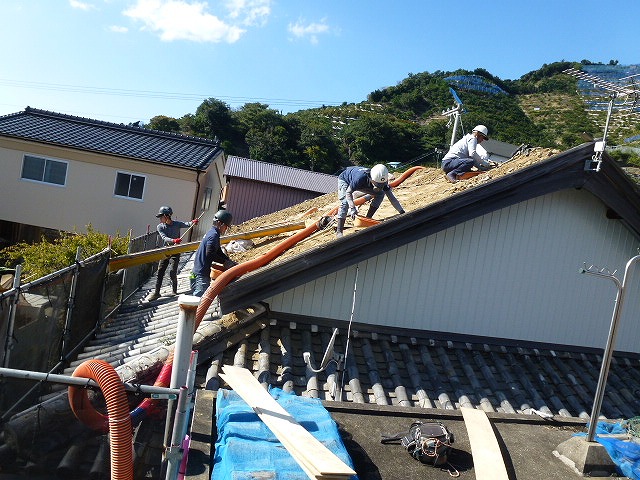 屋根工事ビフォー