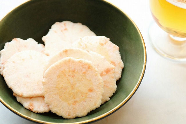 「さくら」は海老の味がしっかりする人気商品です